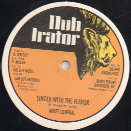 (12") MIKEY GENERAL - SINGER WITH THE FLAVOR / WALKER JOHN