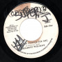 (7") DELROY WILSON - NEVER CONQUER ME / DELROY & SOUL VENDORS BAND - NEVER CONQUER VERSION