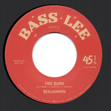 (7") BENJAMMIN - FIRE BURN / BLM PLAYERS - FIRE BURN DUB